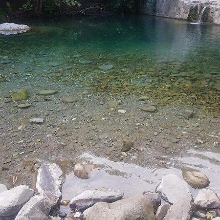 Vila Casa Della Nonna Bagnone Exteriér fotografie